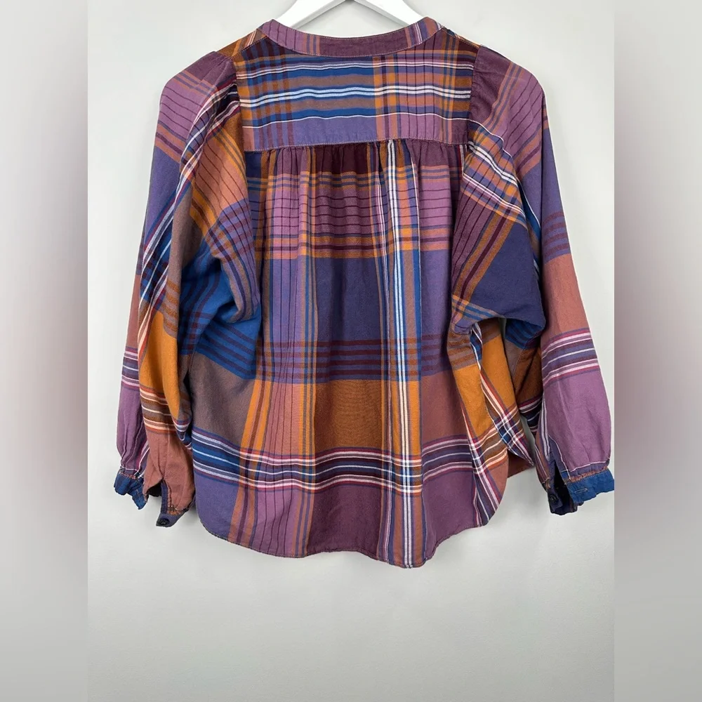 Madewell pretty button